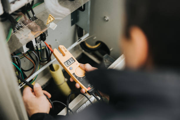 Best Emergency Electrical Repair  in Los Angeles, CA