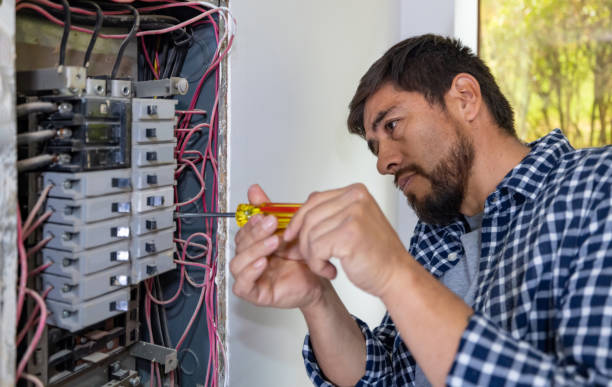 Best Electrical Outlet Repair  in Los Angeles, CA